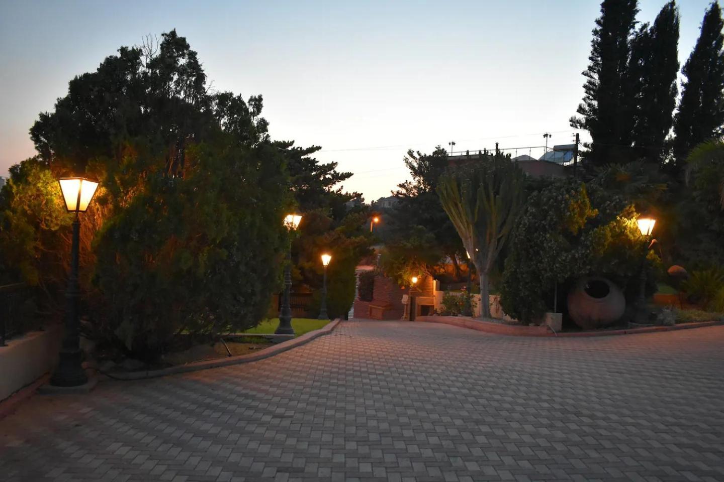 Olive Tree Apartments Limassol Bagian luar foto